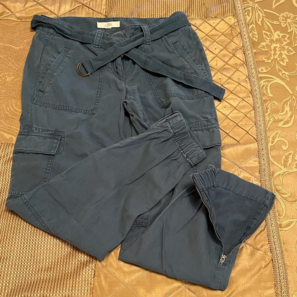 Ann Taylor Loft/women’s blue pants, size 0